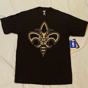 Unk NBA Charlotte Hornets T-Shirt | Black/Gold Size M